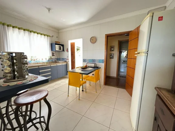 Imagem Casa à venda com 3 quartos, sendo 3 suítes, no condomínio Portal dos Nobres, Atibaia - SP