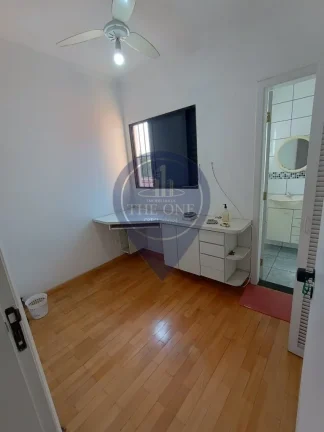 Imagem Casa à venda no Parque da Lapa, São Paulo-SP: 3 quartos, 3 suítes, 2 salas, 4 banheiros, 3 vagas, 135m²!