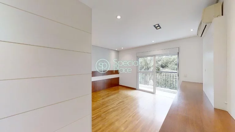 Imagem Apartamento com 220m² na Granja Julieta voltado para a Hípica de Santo Amaro. Amplo living com var...