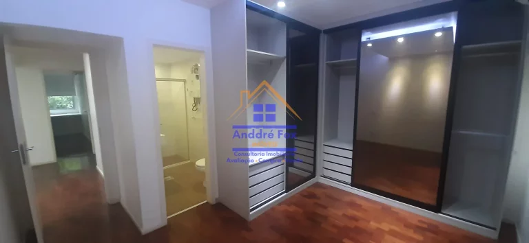 Imagem Apartamento com 3 quartos, copa cozinha, 1 suíte, dependências completas, 2 vagas à venda, 110 m² por R$ 530.000 - Grajaú - Rio de Janeiro/RJ.