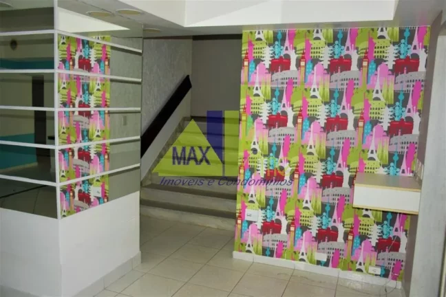 Imagem Salão Comercial de Alto Padrão na Vila Gomes Cardim, São Paulo-SP: 3 Salas, 5 Banheiros, 450m² de Área
