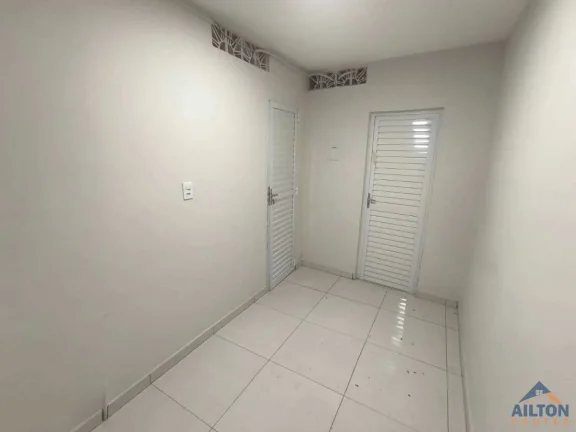Imagem Casa no 2° Pavimento com 2 Quartos para Locação Anual no Bairro Muquiçaba - Guarapari/ES