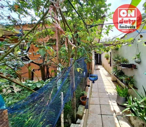 Imagem Casa com 4 quartos à venda por R$ 480.000 - Vila Ligya - Guarujá/SP