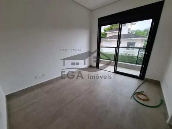 Imagem Casa em Cond. Recém Lançado a Menos de 100 da Praia...
