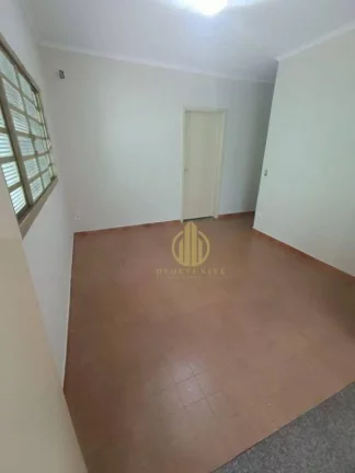 Imagem Casa com 3 dormitórios com 1 suíte à venda, 174 m² por R$ 330.000 - Vila Albertina - Ribeirão Preto/SP