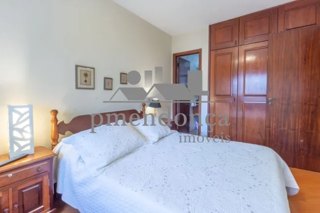Imagem Apartamento na Vila Madalena com 3 quartos ( 1 suíte ) e 2 vagas, 102m²