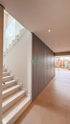 Imagem CASA DE ALTO PADRÃO COM LINDO PROJETO Á VENDA EM CONDOMINIO FECHADO EM FRANCA/SP
