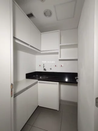 Imagem Conjunto comercial com 1.354m² para locação em Alphaville.