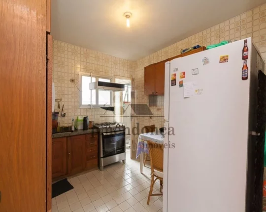 Imagem Apartamento em andar alto, com living para 02 ambientes, 03 dormitórios sendo 01 suíte, banheiro s...