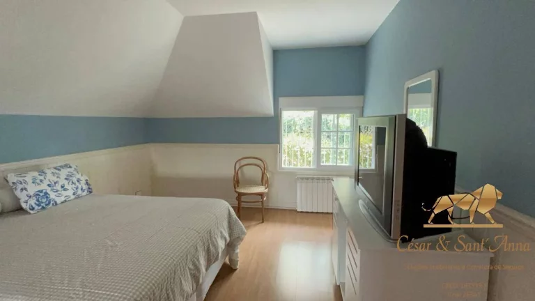 Imagem Belíssima casa a venda em Campos do Jordão - SP