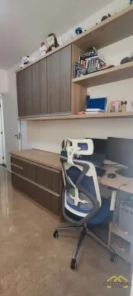Imagem Sobrado à venda com 3 quartos (1 suíte) no Bairro Engordadouro em Jundiaí