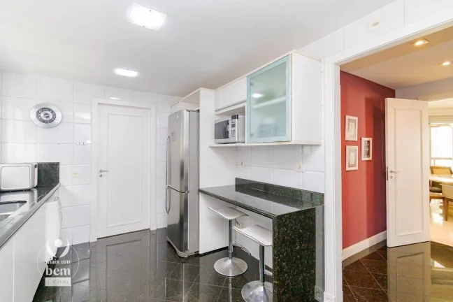 Imagem Estuda Permuta - Apartamento 4 quartos, 2 suítes, 297m2 e 2 vagas à venda no Água Verde