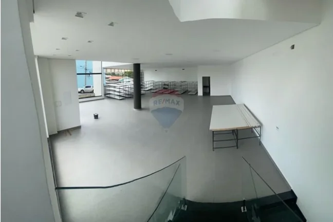 Imagem Prédio Comercial de Alto Padrão em Localização Estratégica