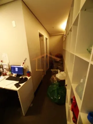 Imagem Sala comercial no 25º andar, composta por 4 salas de 51m² cada (sendo 3 unificadas + 1 sala indivi...