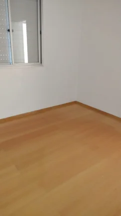 Imagem Apartamento com sacada e vista livre no Condomínio Residencial Arco Íris