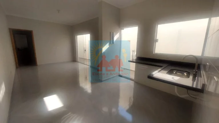Imagem Imperdível oportunidade! Casa localizada na Praia de Itanhaém, com 3 dormitórios 438mil