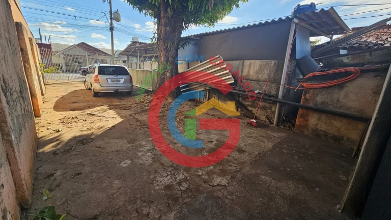 Imagem Casa com cômodo comercial - Coimbra
