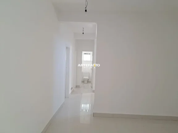 Imagem Alugo casa em condomínio São 4 dormitórios, sendo 2 suítes, além de 3 banheiros,