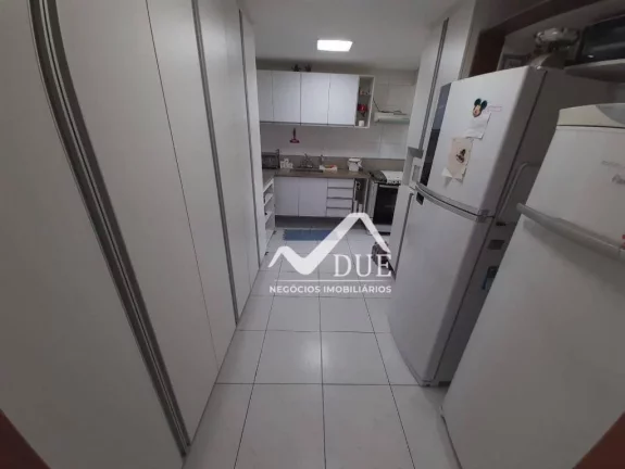Imagem Apartamento com 4 dormitórios à venda, 191 m² por R$ 2.100.000,00 - Gonzaga - Santos/SP