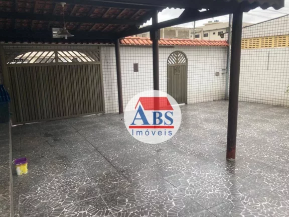Imagem Casa isolada, 3 dormitórios com 1 suíte. Aceita FGTS e financiamento.