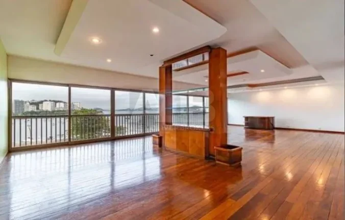 Imagem Apartamento à venda em Botafogo, 4quartos, 2 vagas e 270m2