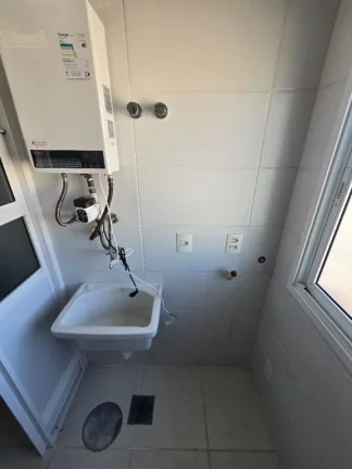 Imagem Apartamento com 2 dormitórios para alugar, 80 m² por R$ 3.251,00/mês - Floresta - Porto Alegre/RS