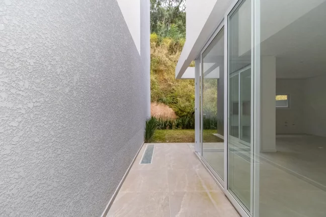 Imagem CASA 3 QUARTOS CONDOMINIO FECHADO NO CAMPO COMPRIDO