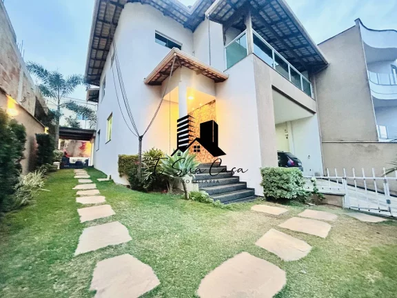 Imagem Casa a Venda 4 Quartos, Suíte e Closet, 4 Vagas Bairro Europa Contagem MG