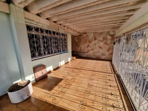 Casa Térrea à Venda, com 3 Dormitórios, 2 vagas, 180m² de área, Baeta Neves, São Bernardo do Campo