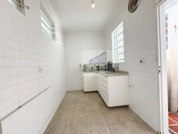 Imagem CASA PARA LOCAÇÃO EM PINHEIROS COM 2 DORMITÓRIOS