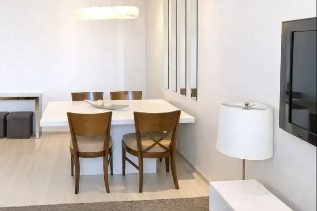 Imagem Este apartamento mobiliado está localizado em São Paulo e oferece uma excelente oportunidade para ...