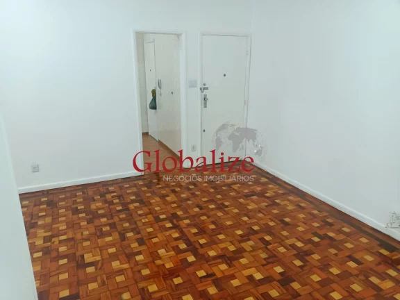 Imagem Apartamento Espaçoso e Moderno com 3 Dormitórios + Garagem com Infraestrutura para Carros Elétricos em Santos R$ 749 mil.