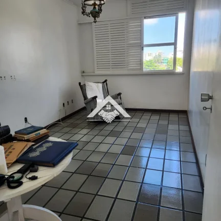 Imagem Apartamento para Venda em Salvador, Canela, 4 dormitórios, 1 suíte, 3 banheiros, 2 vagas