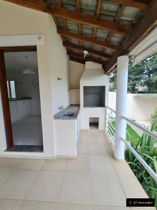 Imagem Casa à venda em Atibaia - Condomínio Fechado Próxima ao centro! R$1.600.000