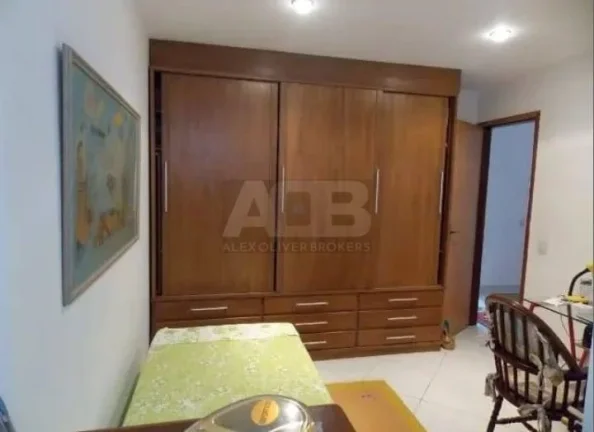 Imagem Apartamento de 3 quartos (1 suíte), em Copacabana, 92m2, 1vaga, mobiliado.