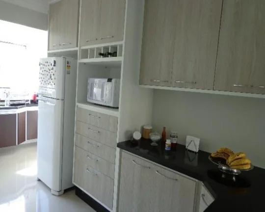 Imagem Imperdível oportunidade de compra: Apartamento de 3 quartos na Pitangueiras, Guarujá-SP!