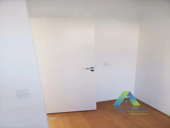 Imagem Apartamento a venda com 02 quartos proximo ao metro .