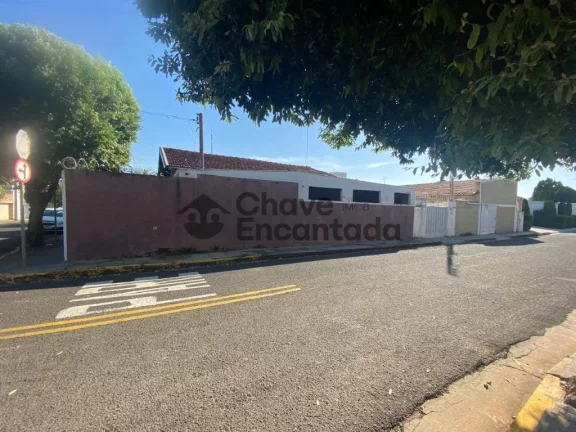 Casa com excelente custo beneficio.