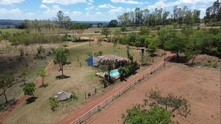 Imagem Área para Venda em Brasília, Setor Habitacional Tororó (Jardim Botânico), 1 dormitório, 1 suíte, 1 banheiro, 2 vagas