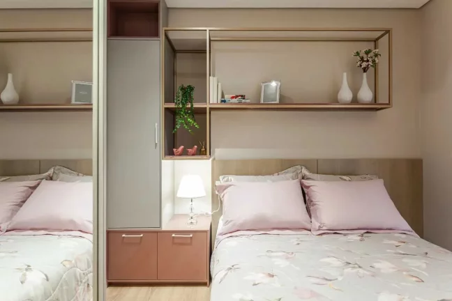 Imagem Apartamento com 2 dormitórios sendo 1 suíte e 1 vaga de garagem em Balneário Camboriú/SC