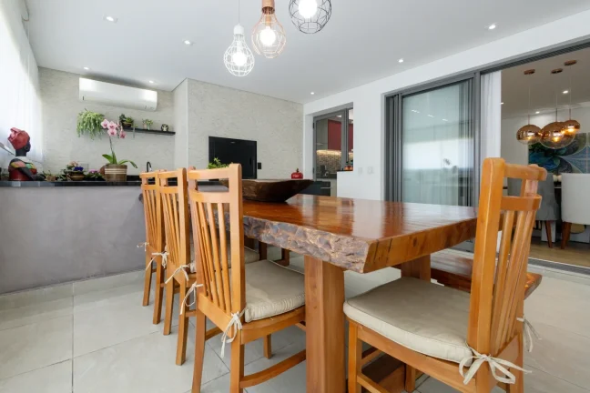 Imagem Apartamento 170M², 3Q, 3 Suítes, 4 Banheiros, 3 Vagas, 1 Lavabo, Closet, Varanda Gourmet, Academia, Piscina, Salão de Festas e Jogos, Sauna, Quadra.