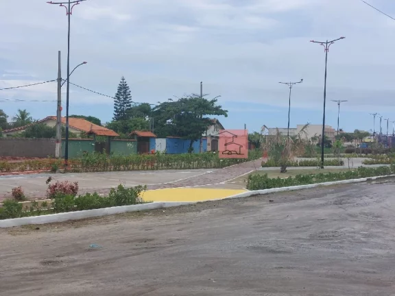 Imagem Comercial para Venda em Maricá/RJ - 0 Dorm. 29 m2 Área Útil