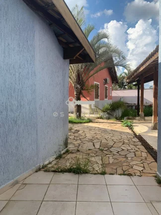 Imagem Casa à Venda na Fazendinha Granja Viana: grande terreno 3dormitorios 1suíte