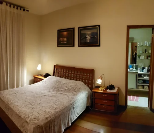 Imagem Amplo apartamento à venda em Santos na Ponta da Praia