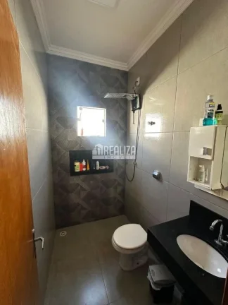 Imagem Casa à Venda no bairro Jardim Maracanã, em Uberaba - 2 Dormitórios e Móveis Planejados