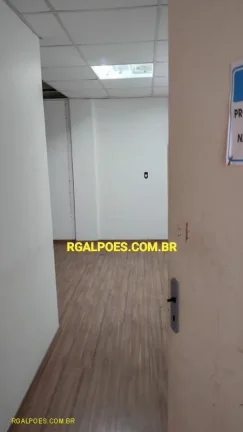 Imagem Galpão para Locação em RIO DE JANEIRO, Pedra De Guaratiba, 2 banheiros