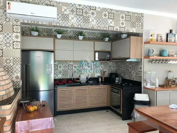 Imagem Casa à Venda em condomínio Fechado, Mobiliada, em Horto Florestal - Ubatuba/SP..