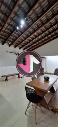 Imagem Casa de Esquina em Condomínio Fechado  Entre Rios, Jd. Universitário Charmosa casa térrea de es...
