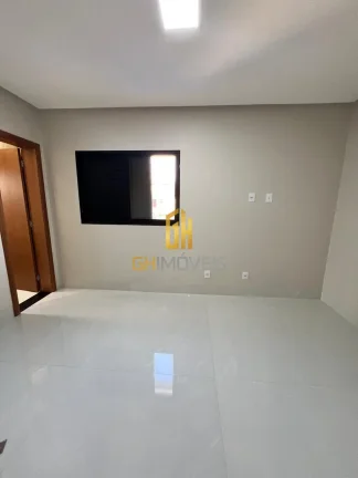 Imagem O sobrado possui 

- 5 suítes plenas sendo 4 suítes no pavimento superior e uma suíte no paviment...