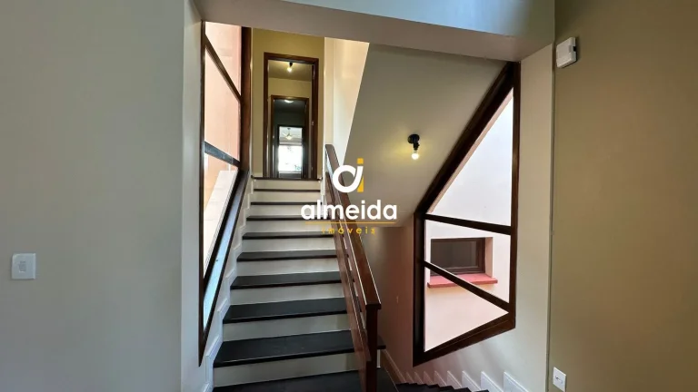 Imagem LINDA RESIDÊNCIA NO BAIRRO NOSSA SENHORA DE LOURDES